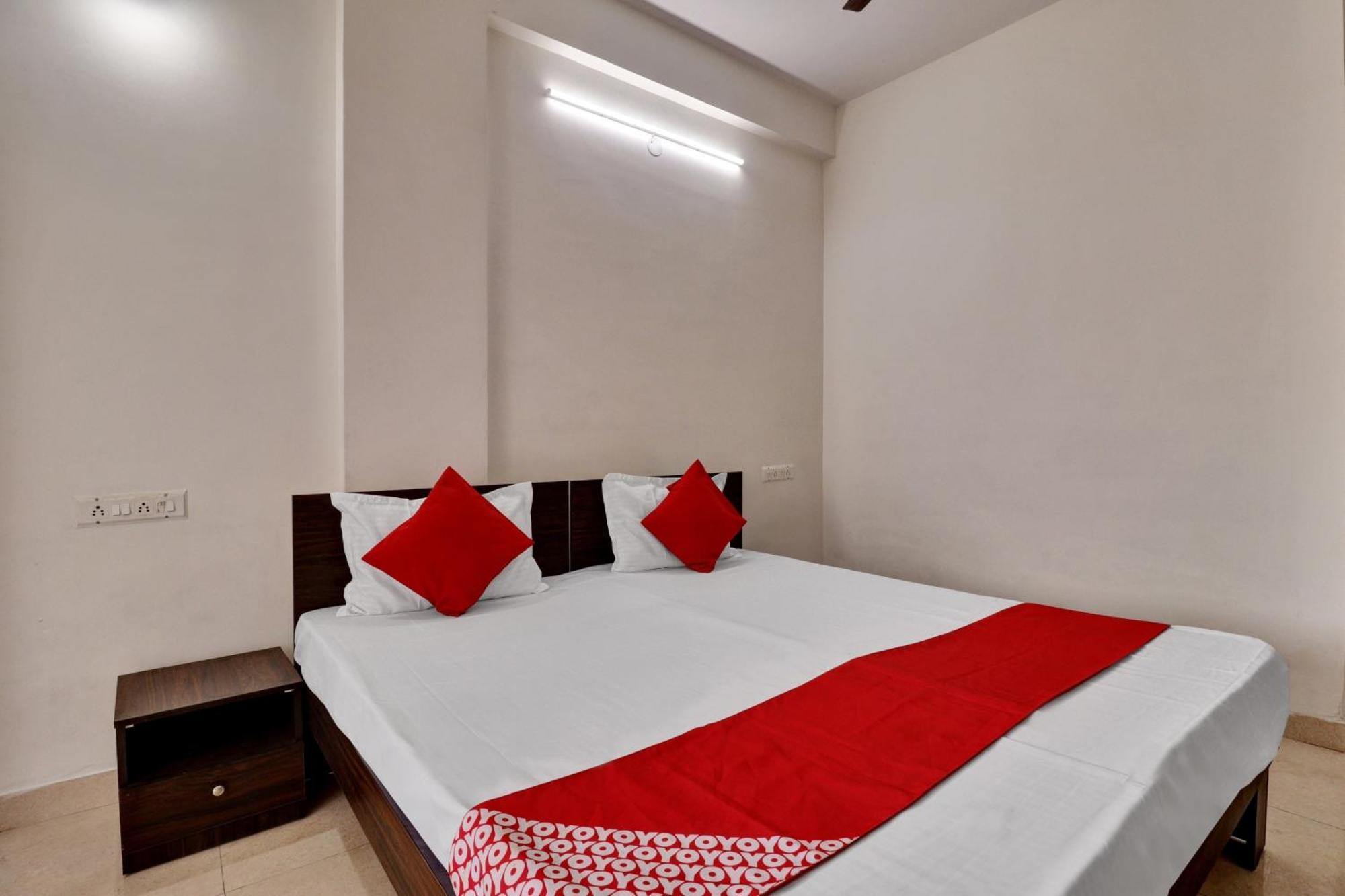 Hotel Millennium Comfort Bangalore Exterior photo